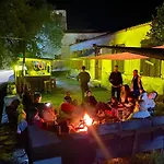 Hostel Shkolla & *